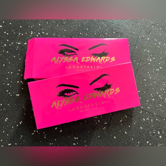 ANASTASIA BEVERLY HILLS | ALYSSA EDWARDS EYESHADOW PALETTE - Picture 6 of 8